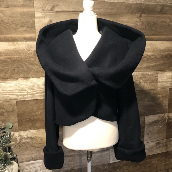 Zara Jackets & Blazers - Zara cropped coat